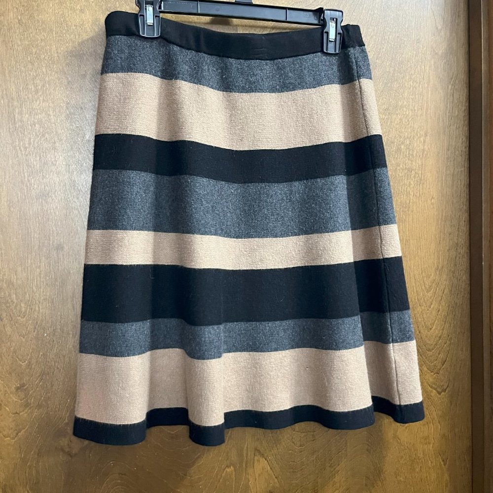 SPENSE Woman’s Black, Brown and Grey A-Line Full Skirt Size Petite Large